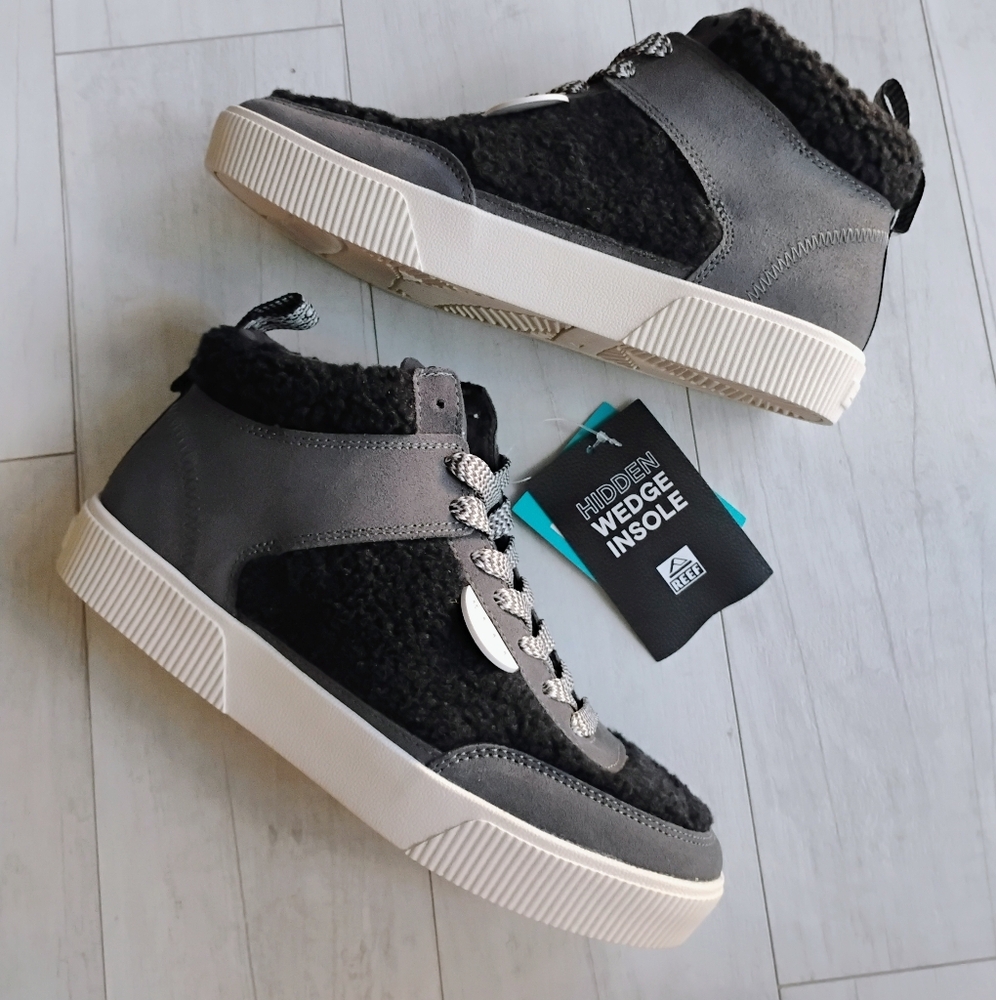 REEF NEW Lay Day Hi High Top Sneakers